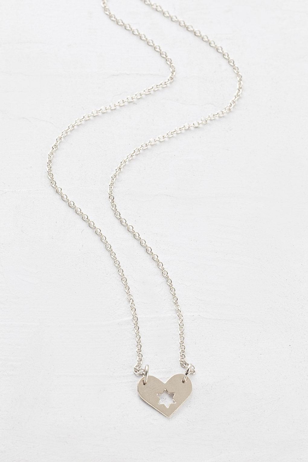 שרשרת לב עוטף