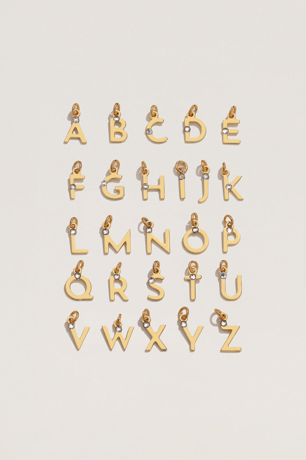 צמיד בסיס חוליות אובליות גדולות עם צ׳ארמס לבחירה