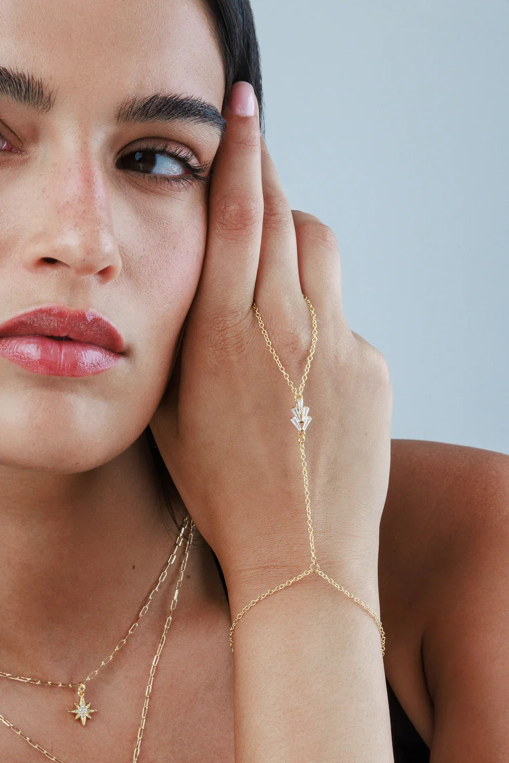 צמיד אצבע אסטוריה