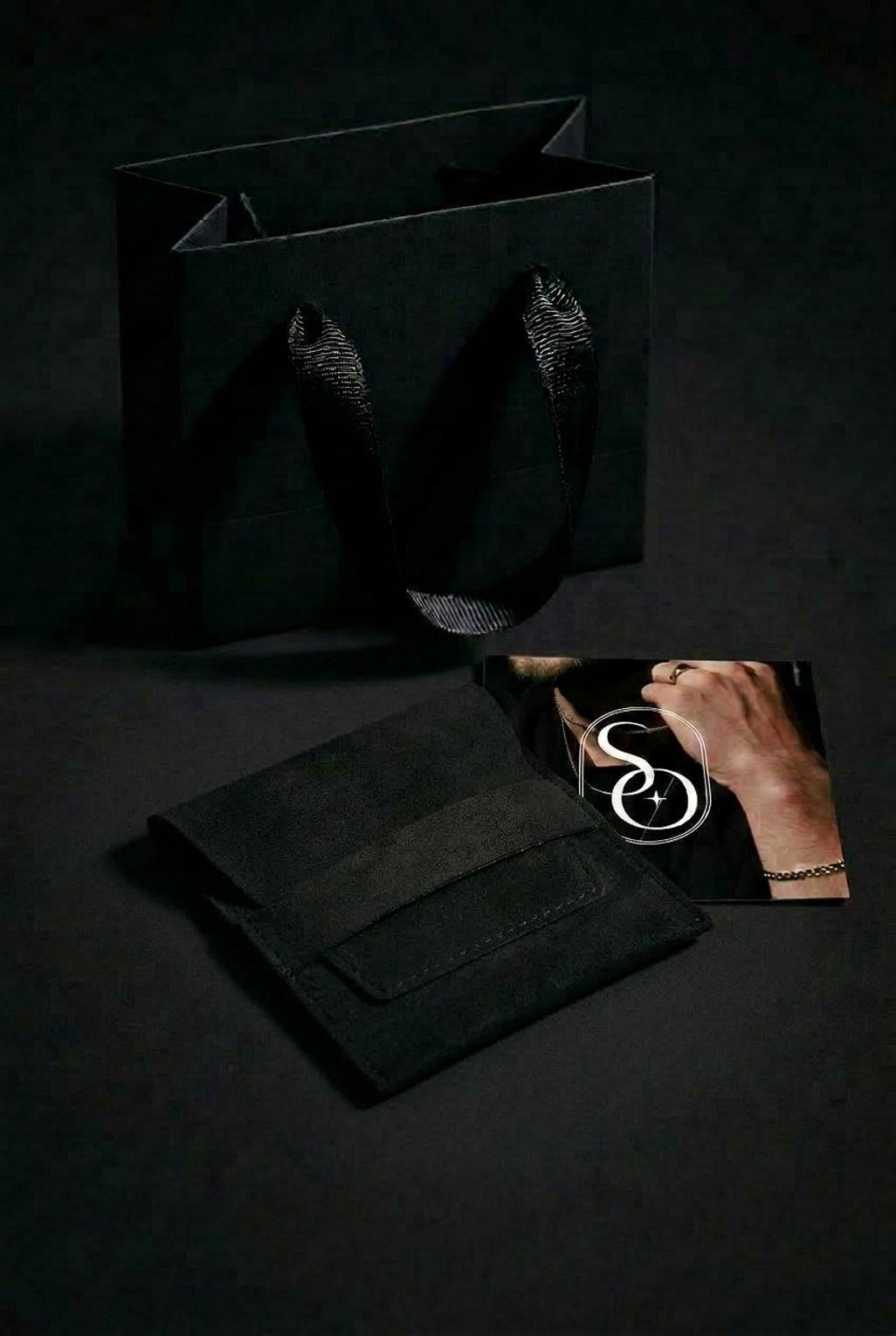 צמיד לגבר עם חריטה אישית - לואיס