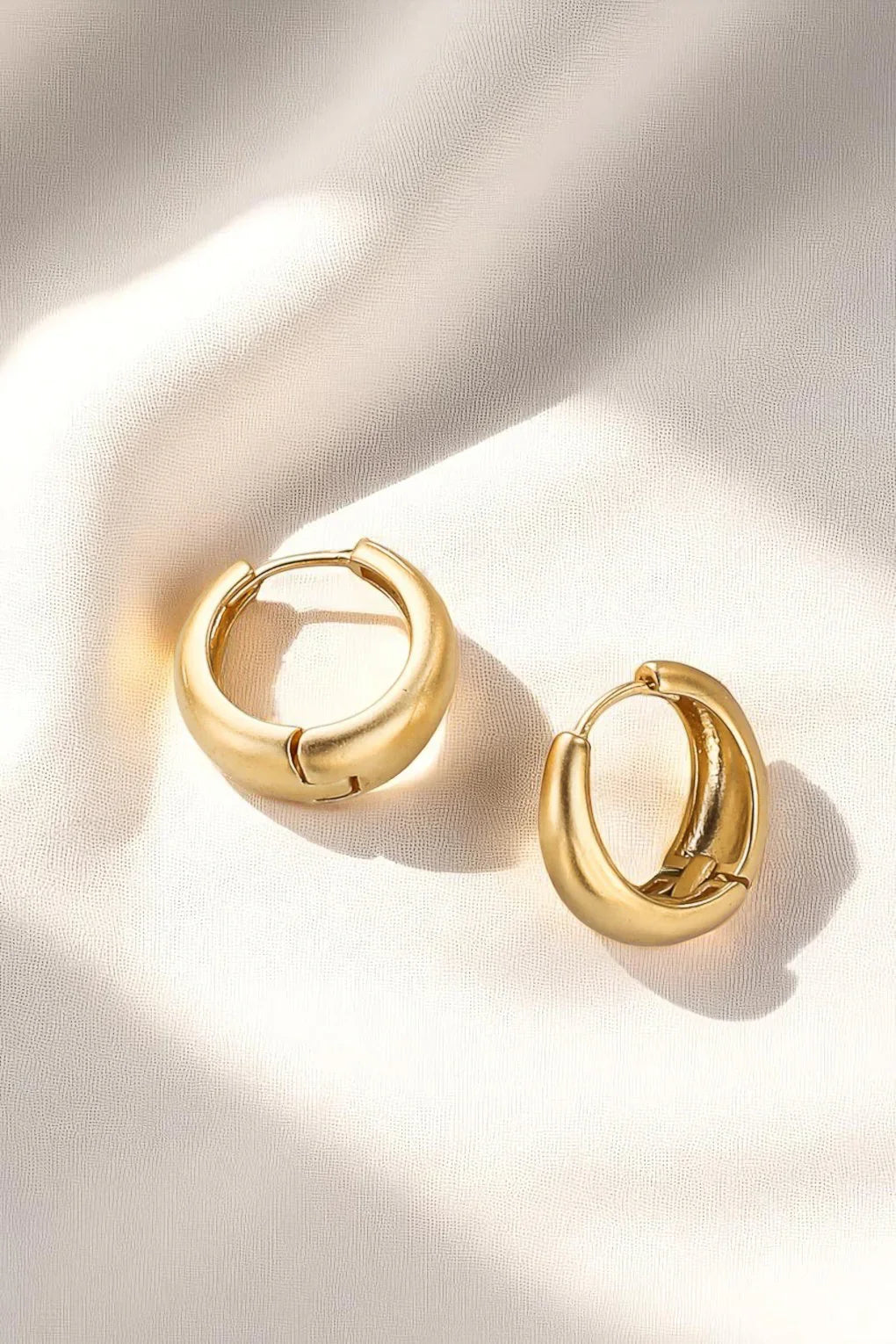 עגילי קוסטה גדולים