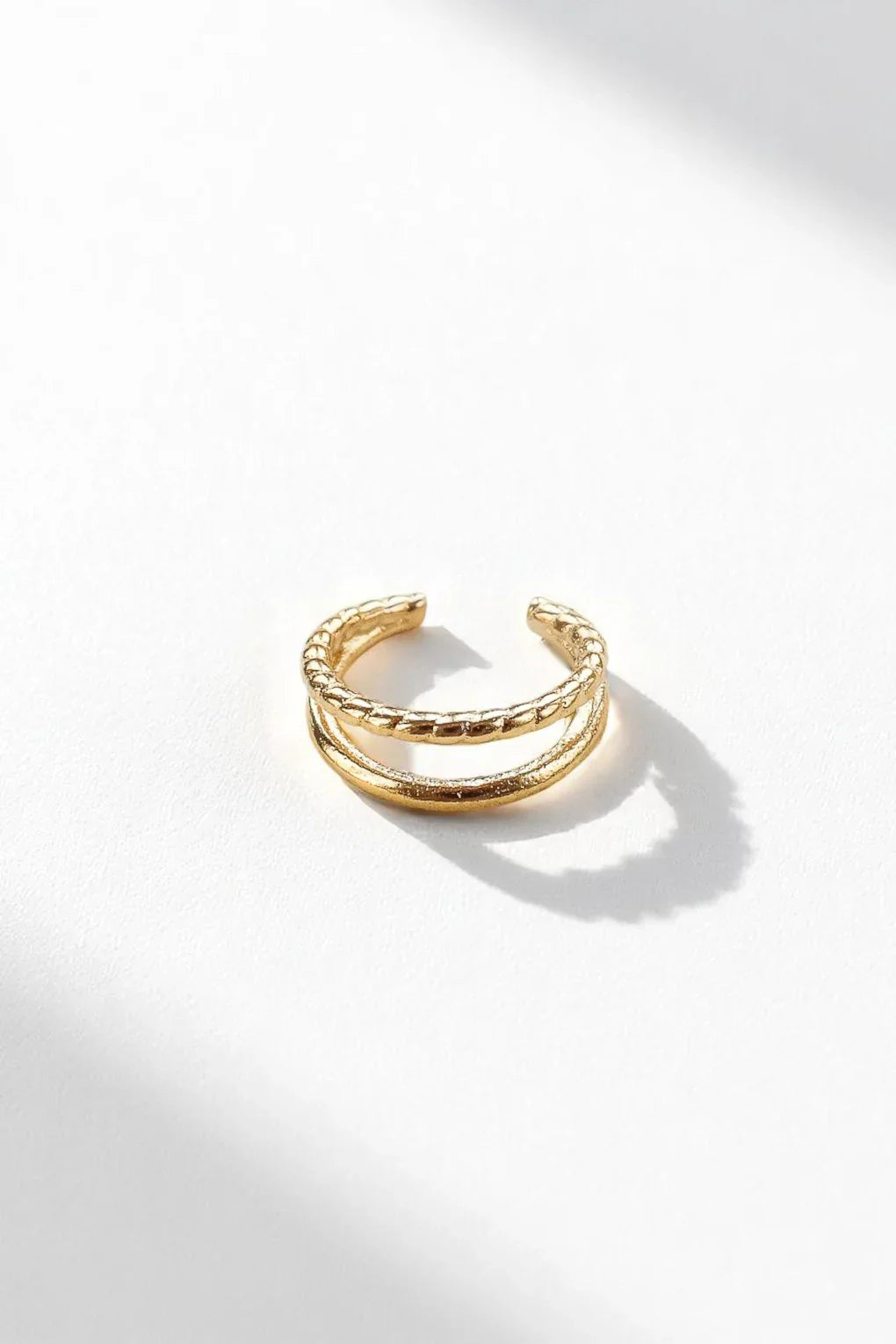 עגיל נטלי נתפס