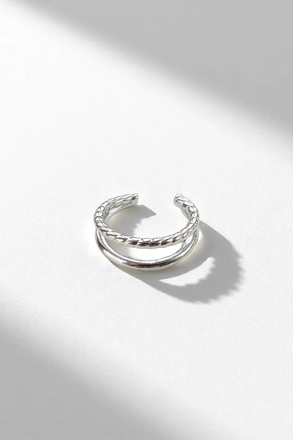 עגיל נטלי נתפס