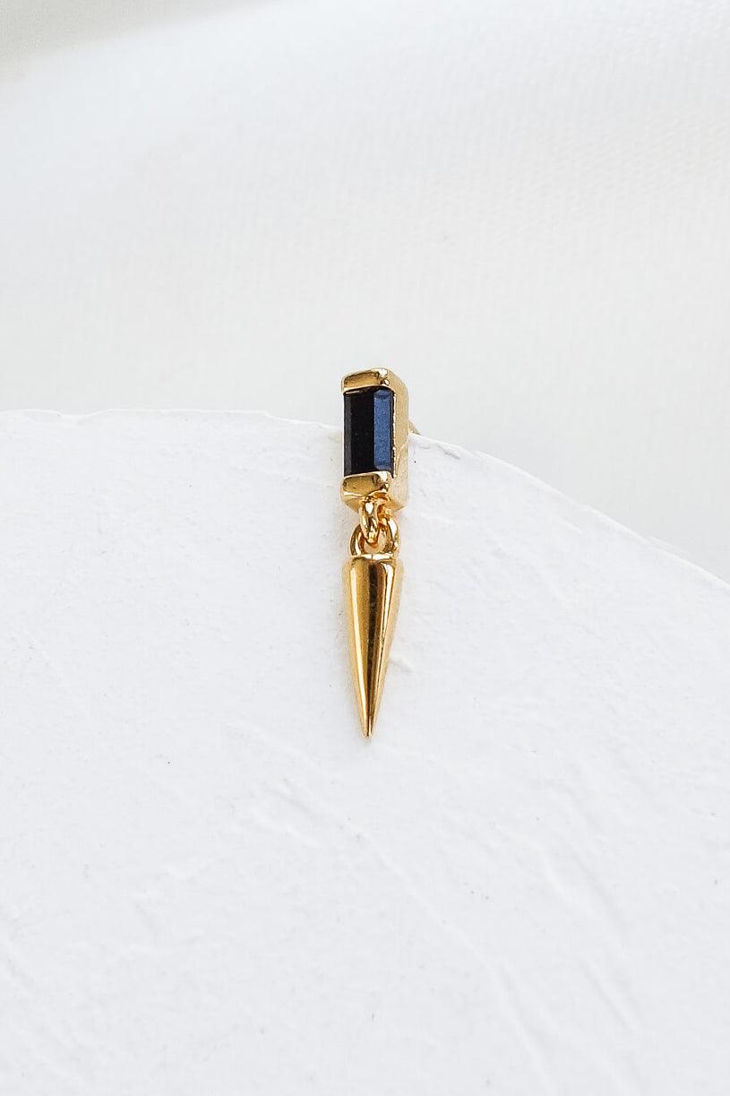 עגיל ג'ין צמוד