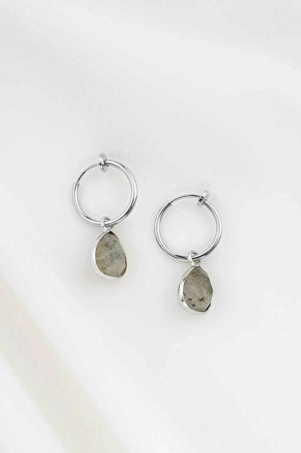 עגילי לאורה קליפס