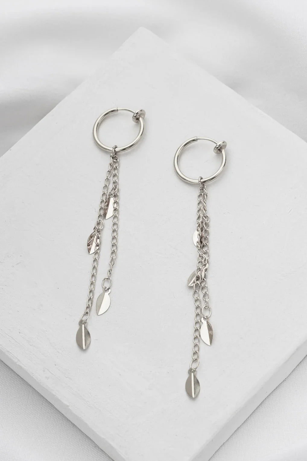 עגילי לליב קליפס