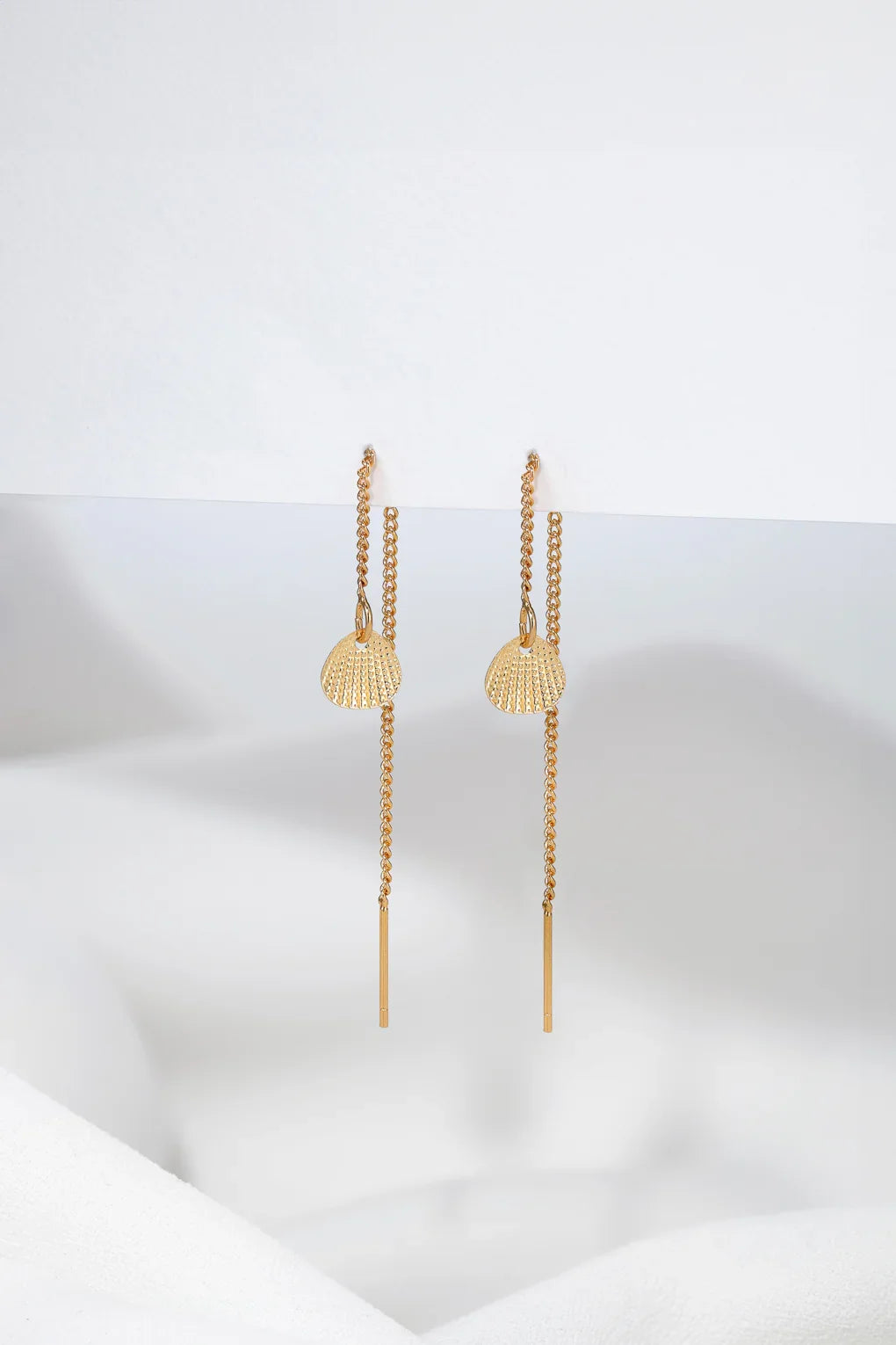 עגילי צדף תלויים