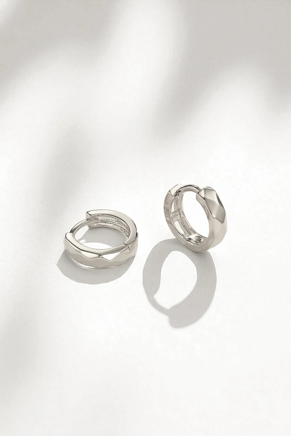 עגילי חישוק קולט