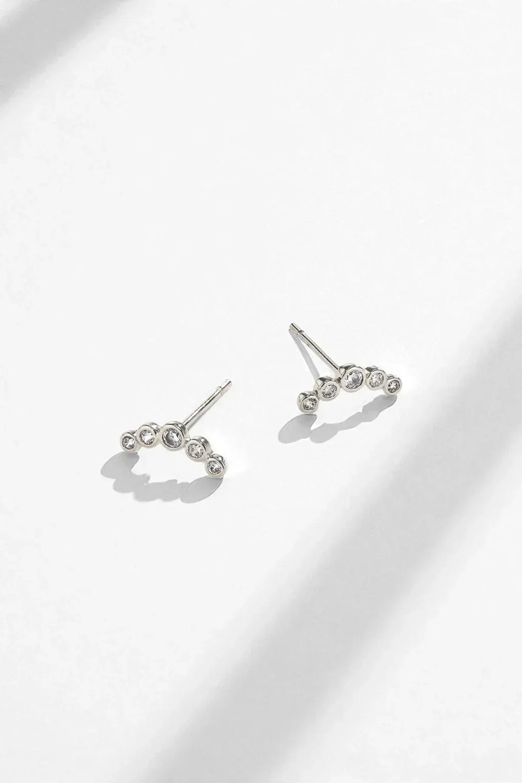 עגילי אנדי צמודים