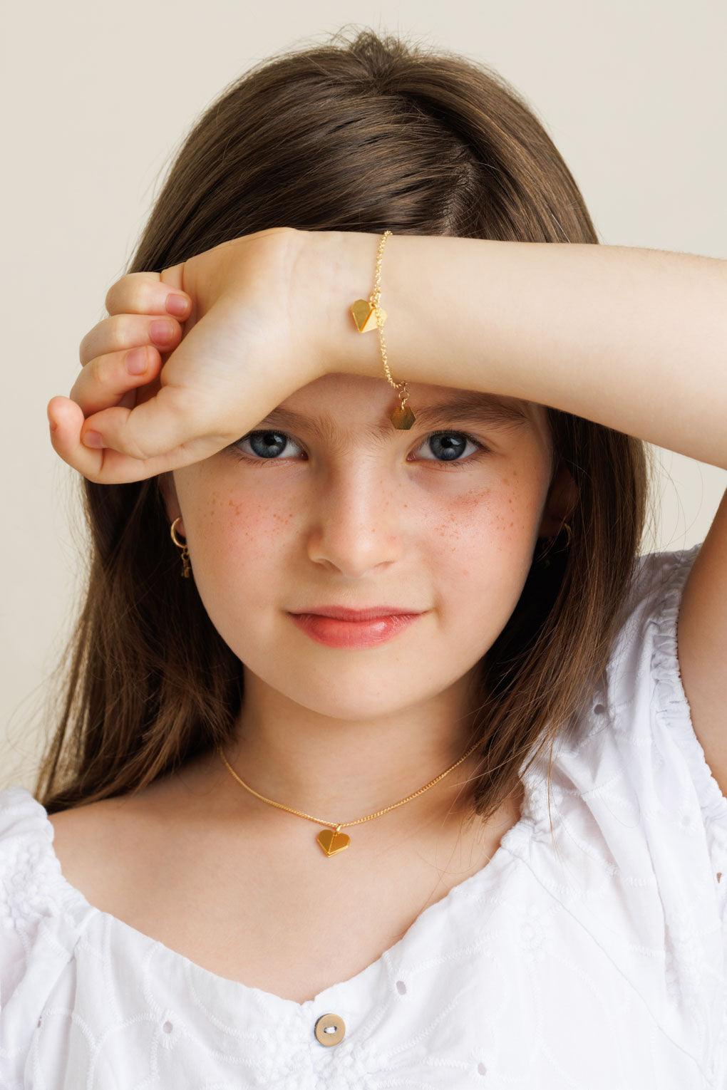 שרשרת טייני לילדות עם תליון לבחירה