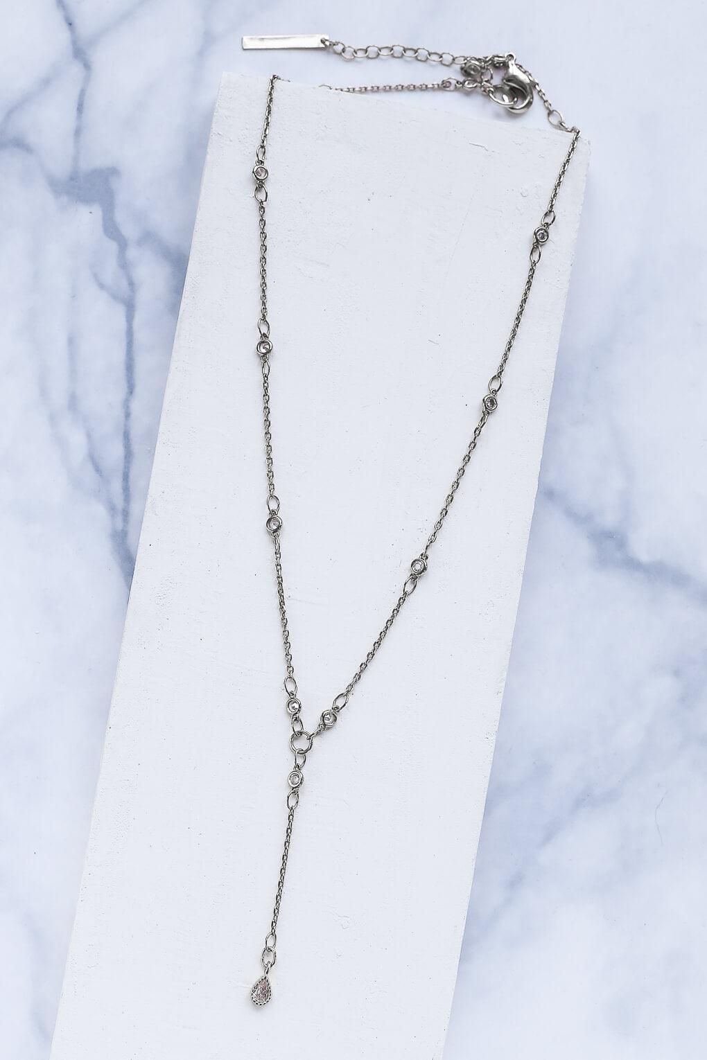 claire necklace