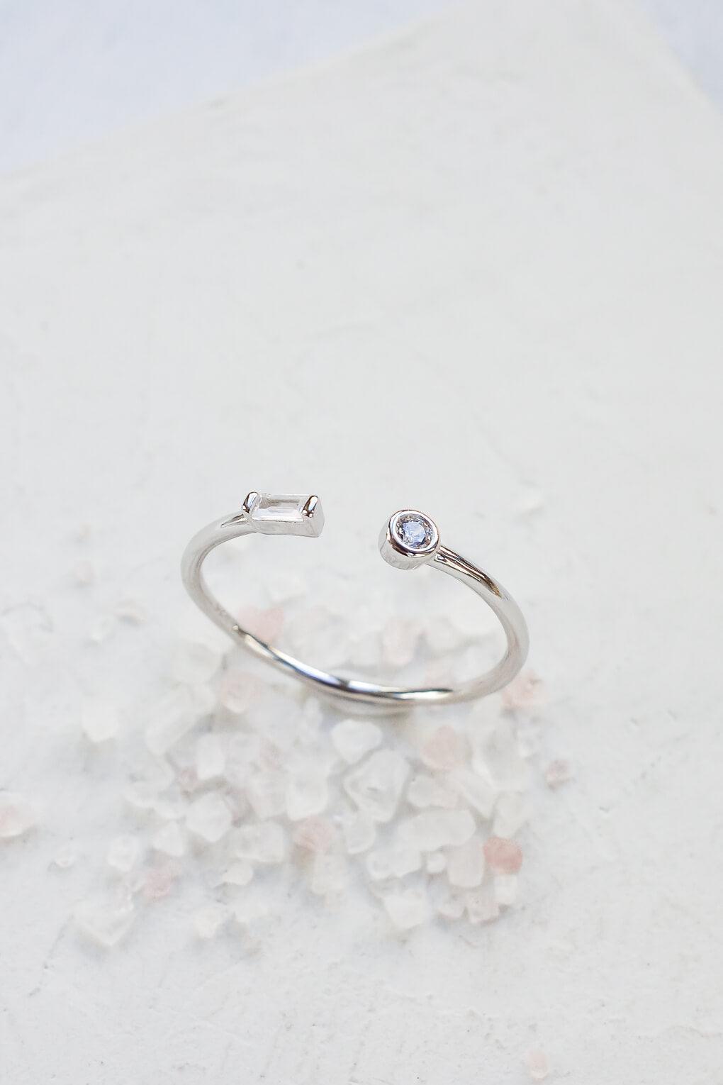 UNO RING