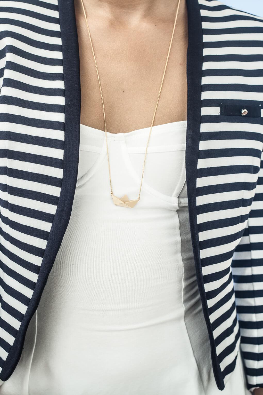 שרשרת סירת נייר ארוכה