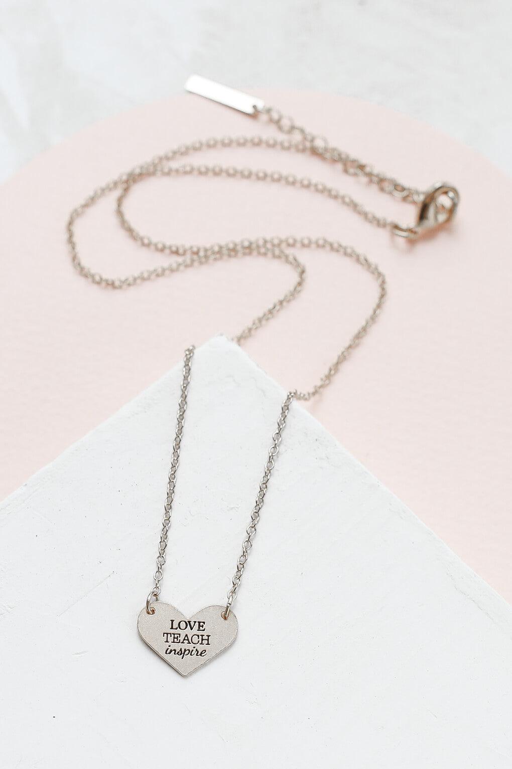 שרשרת Love Teach Inspire