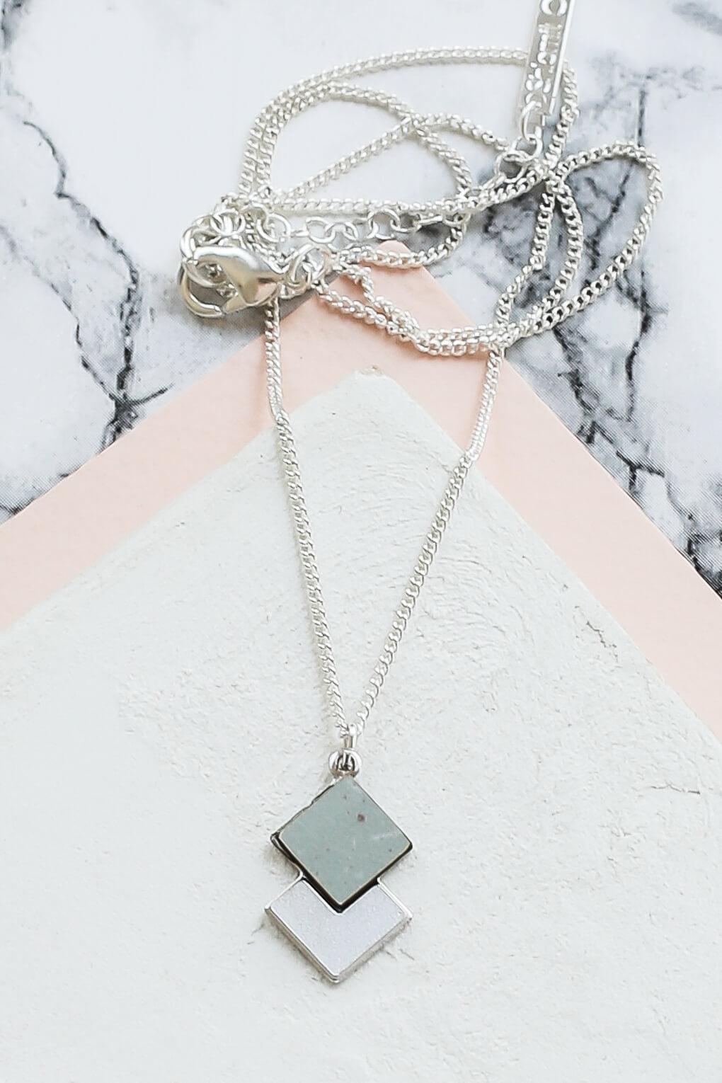 שרשרת פריזמה