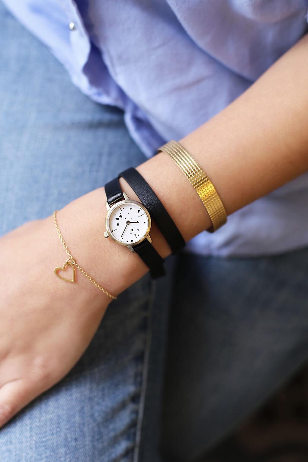 22 mm watch with spots