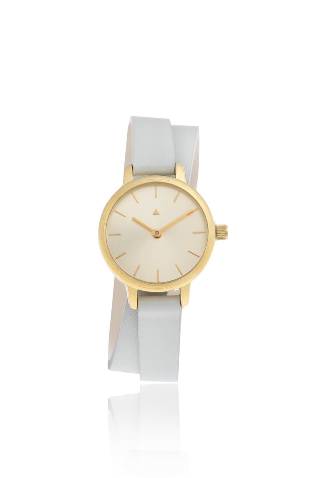 22 mm watch in gold