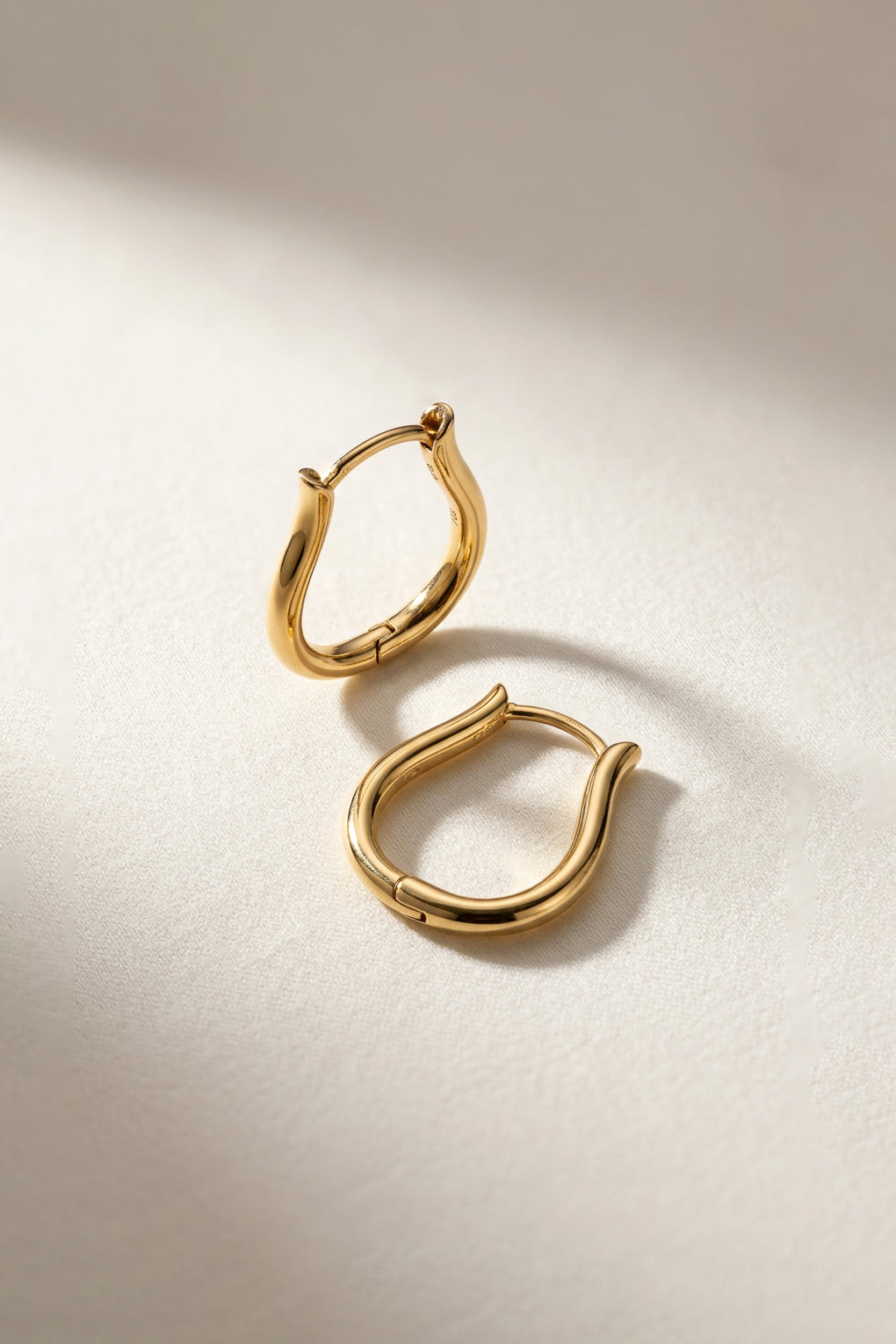 עגילי חישוק מרין