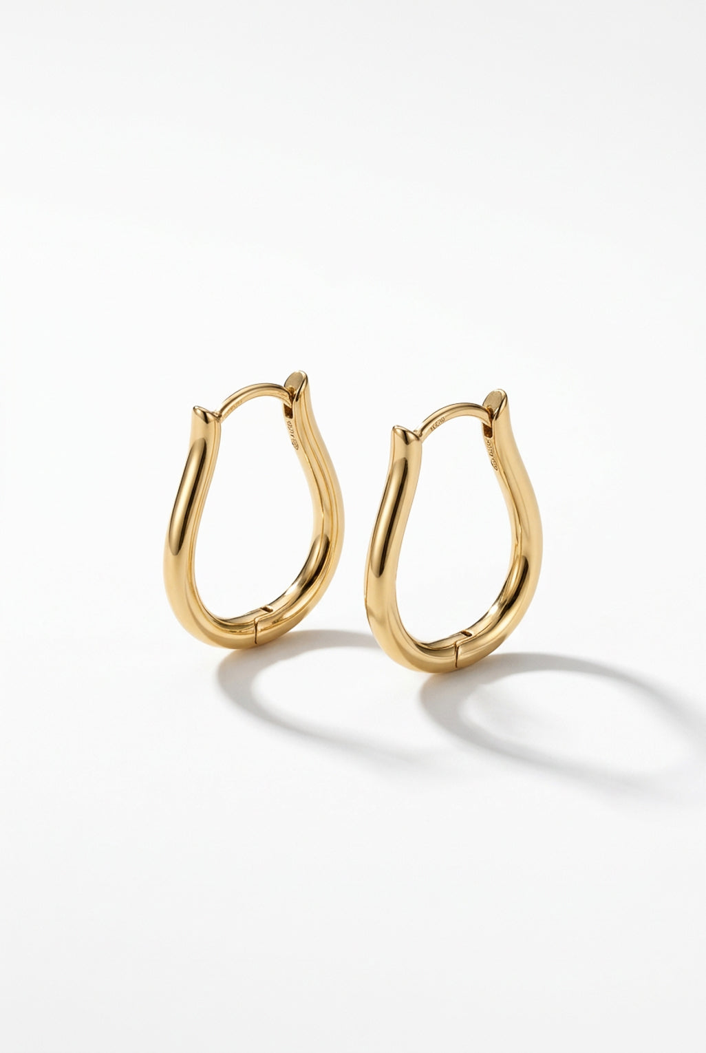 עגילי חישוק מרין