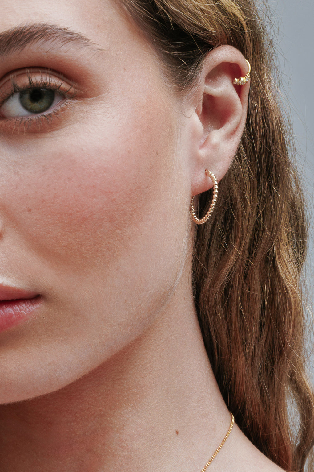 עגילי מיקה בזהב 14K