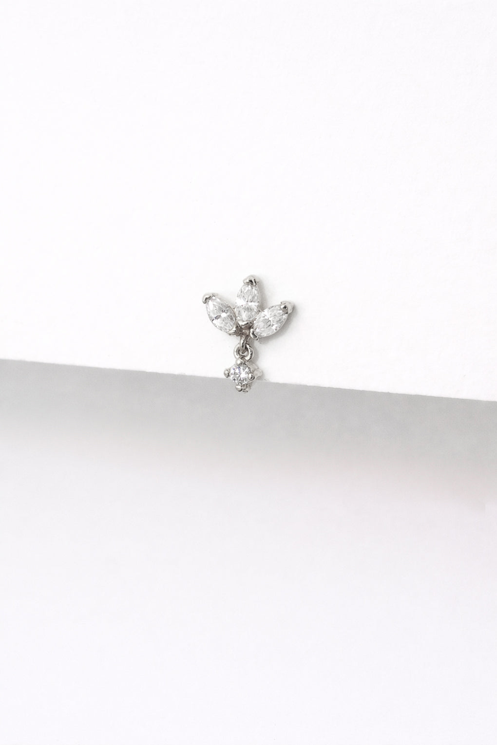 עגיל פירסינג זואי בזהב 14K