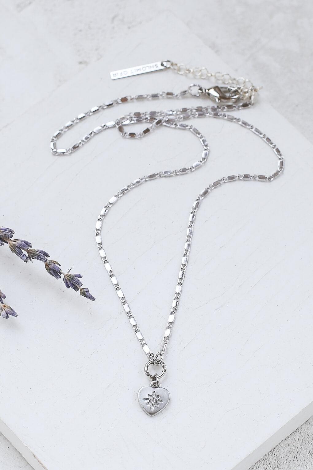 Amour Necklace