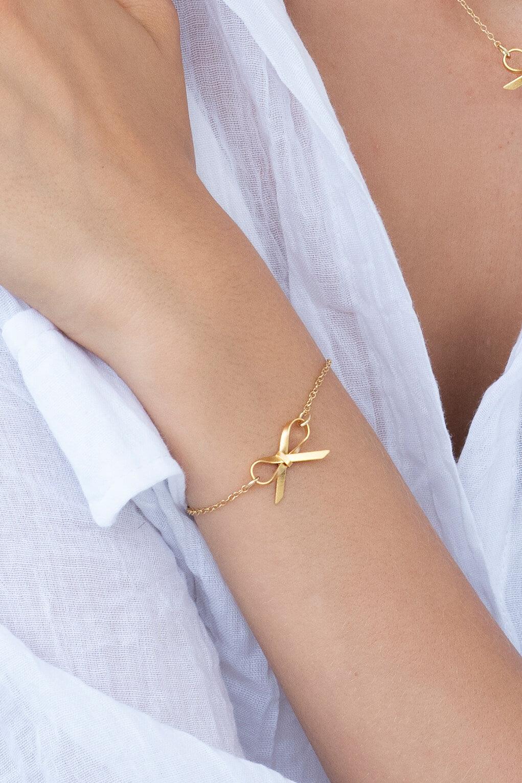 bow bracelet