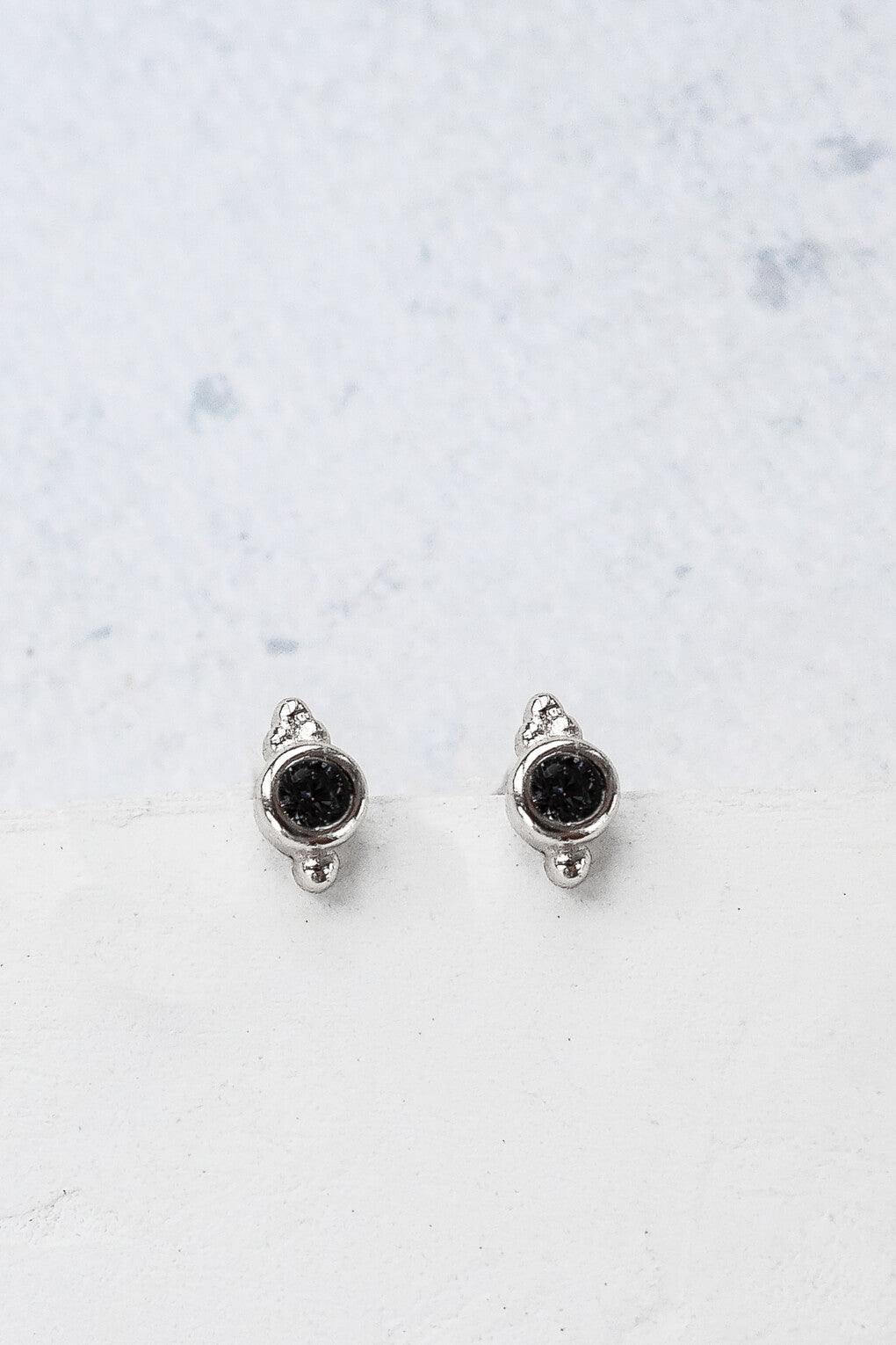 uno earrings
