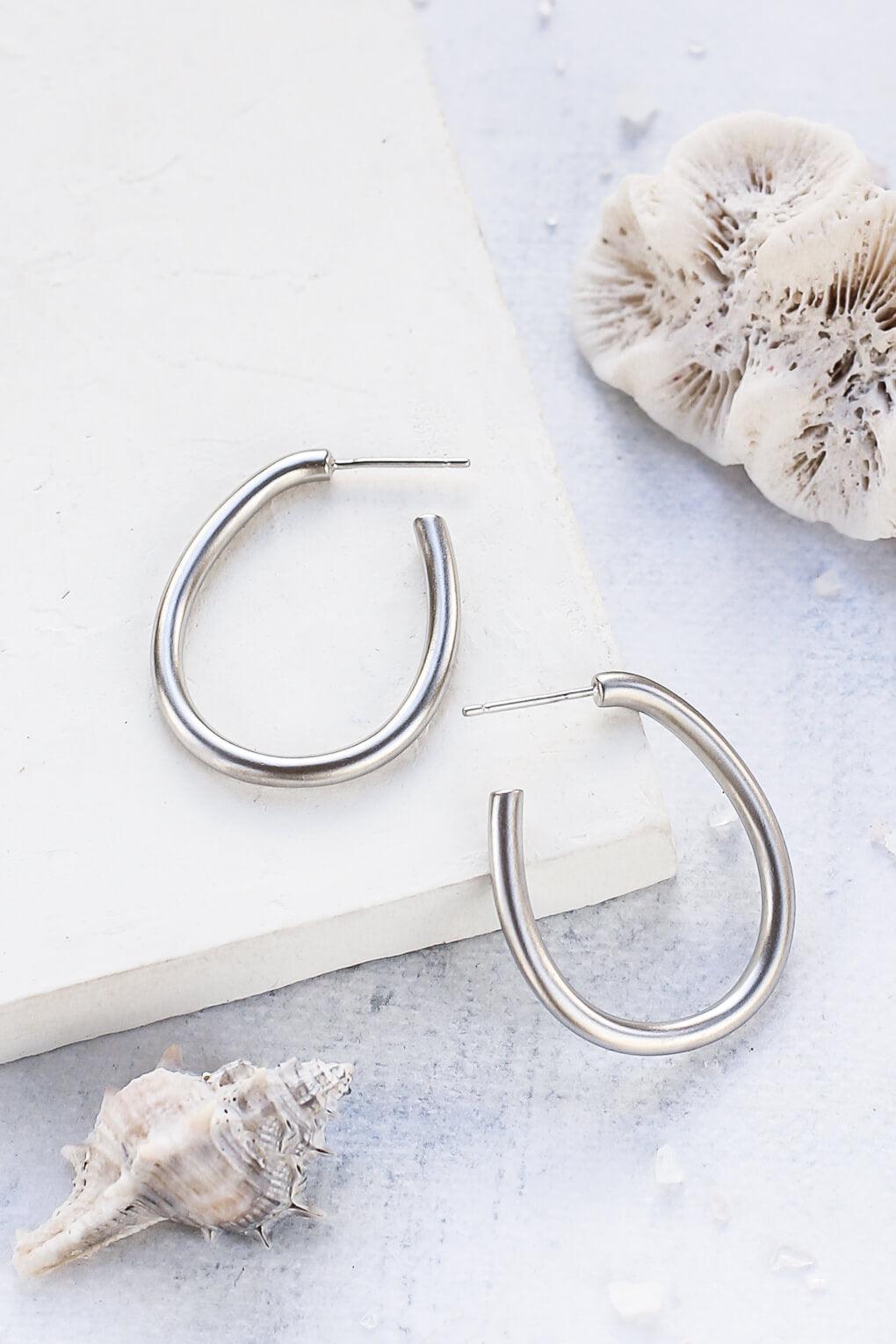 malia earrings