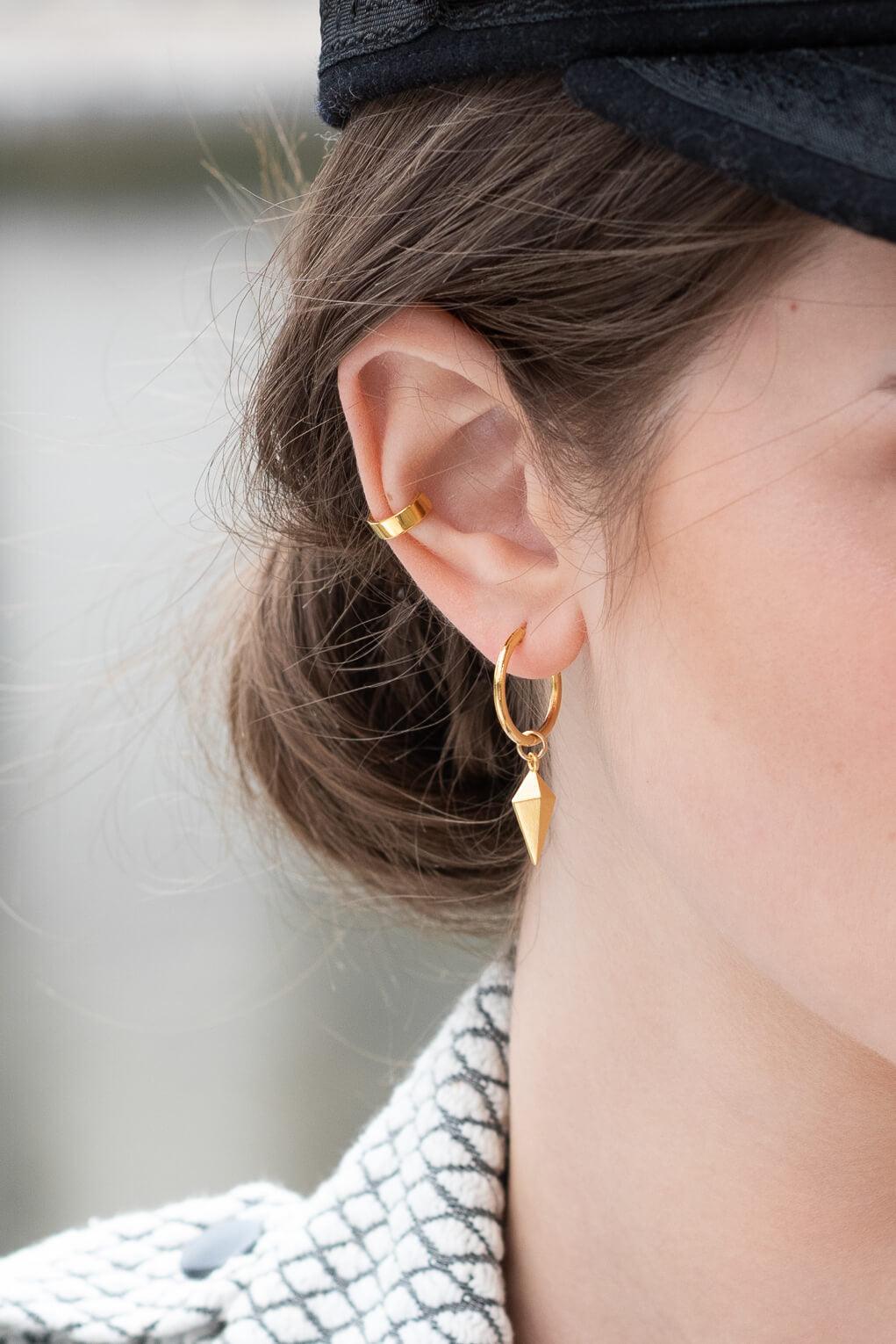 Noir Earrings