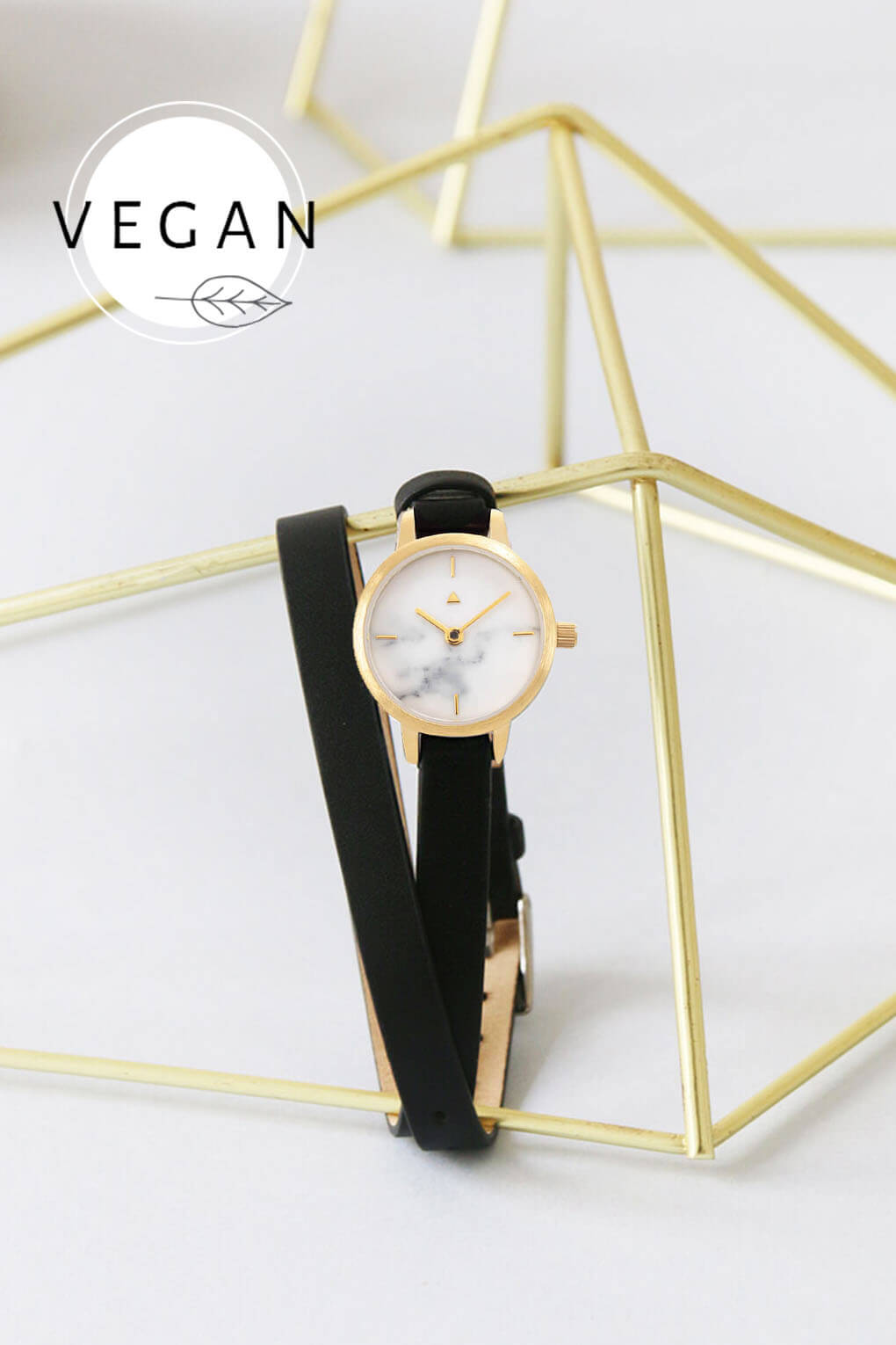 22 MM WATCH IN GOLD AND BLACK – VEGAN
