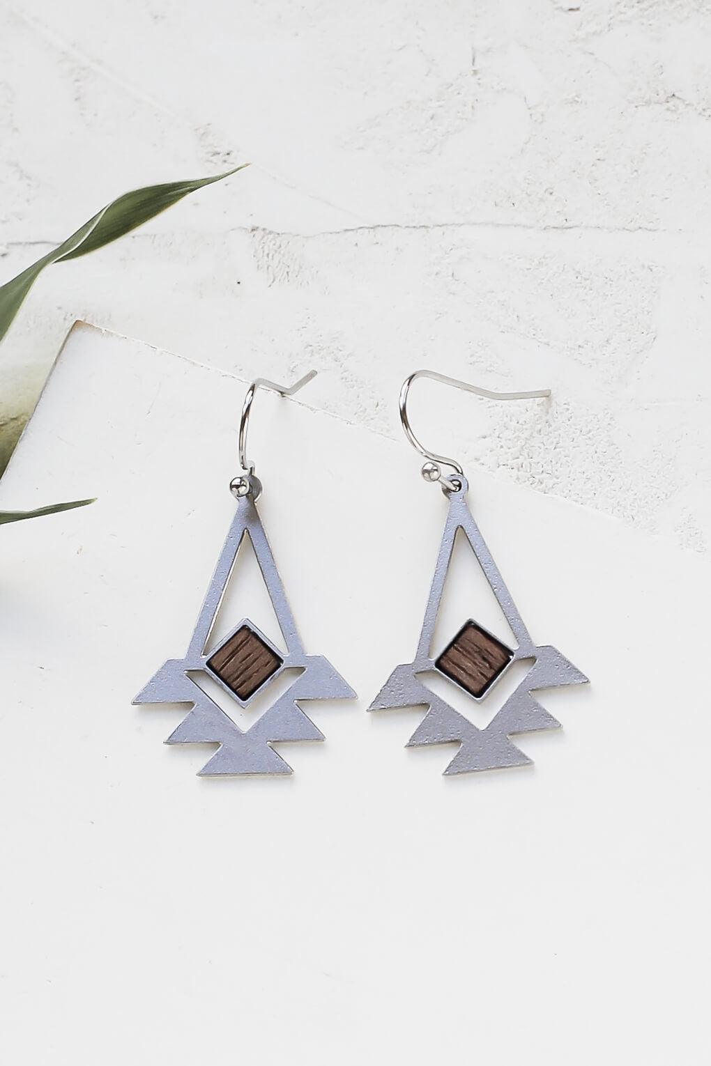 עגילי קומורו