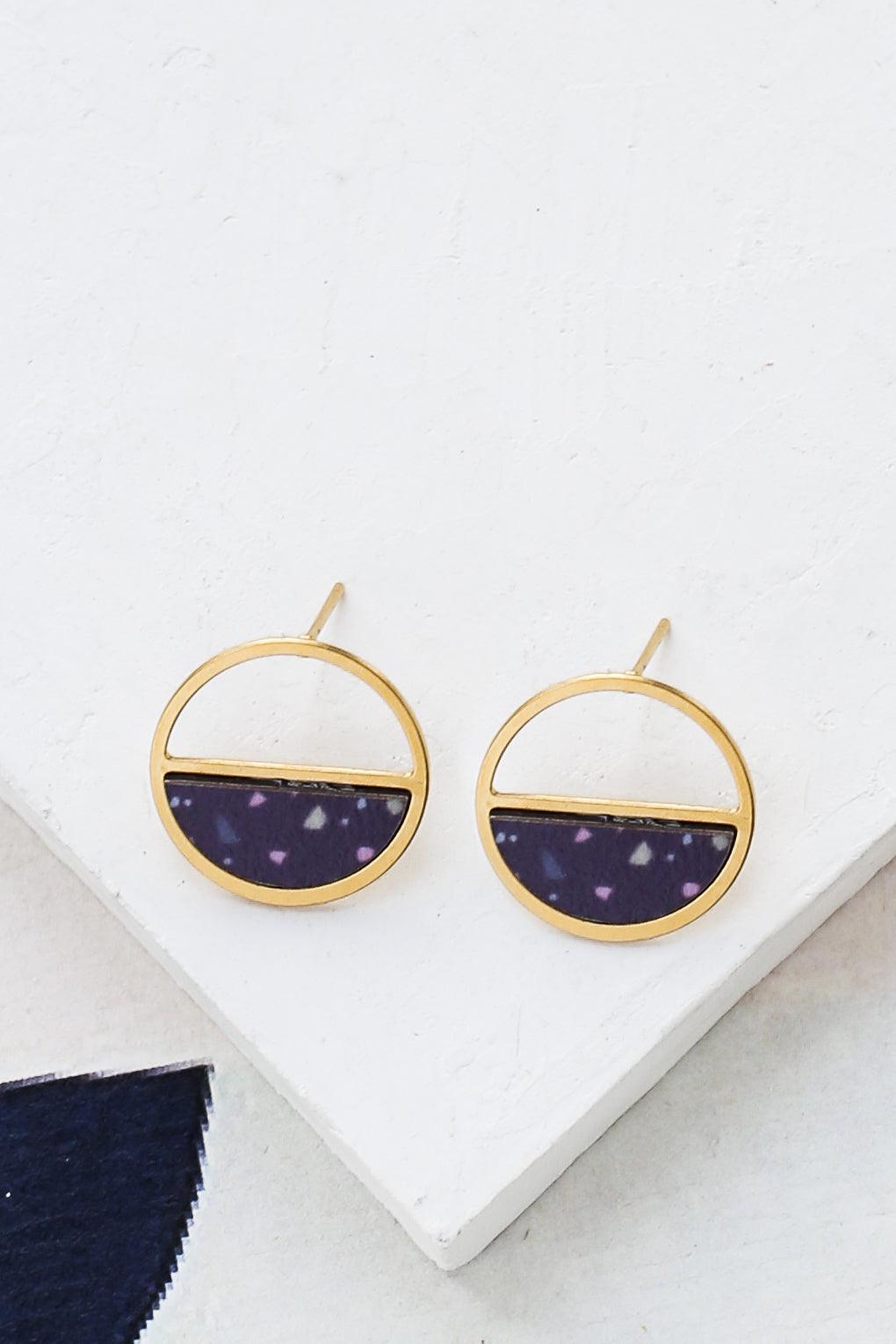 עגילי קונספט