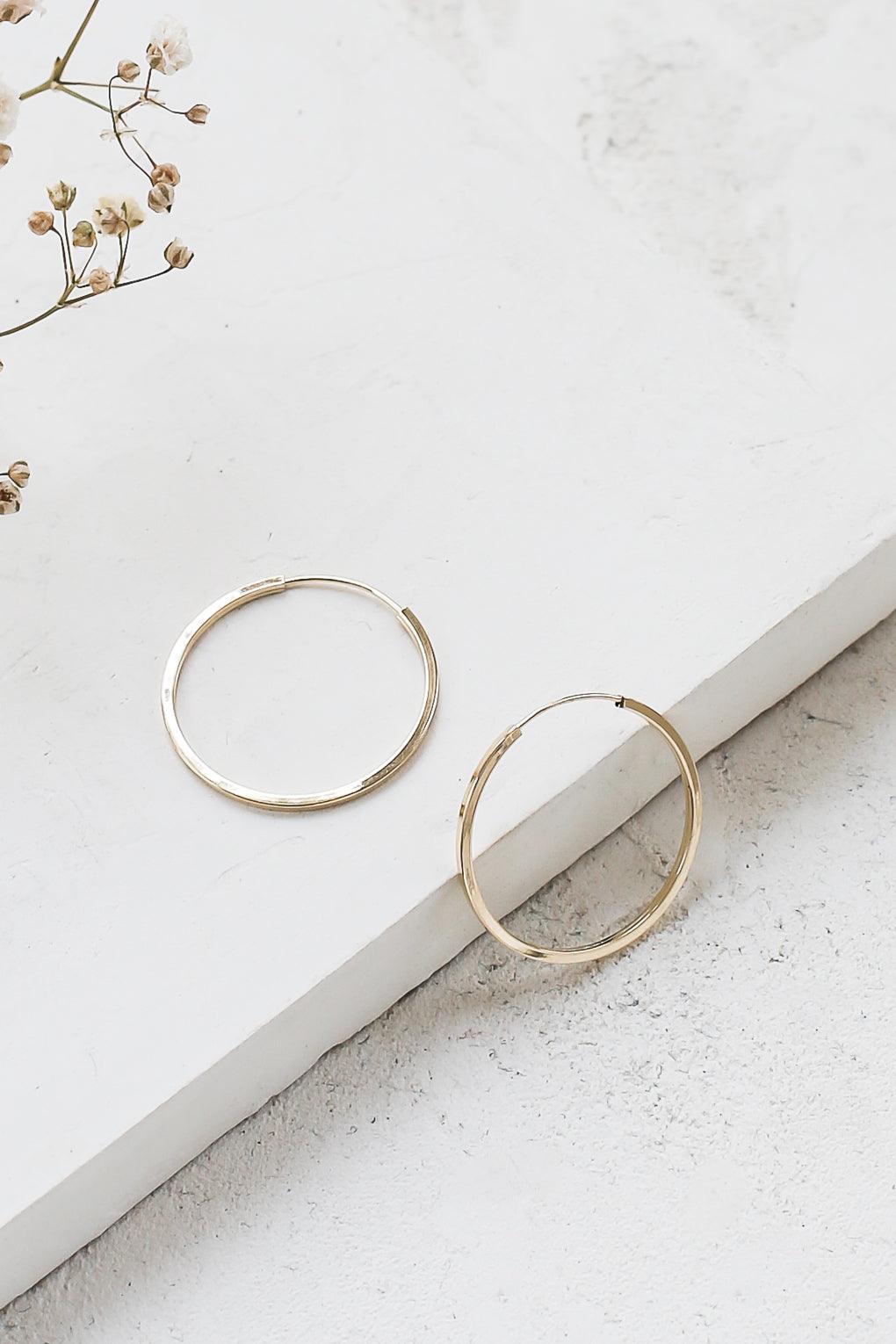 Kara Earrings in 14K gold