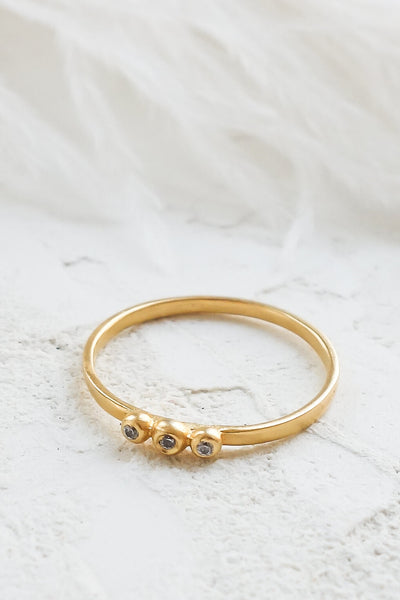 טבעת זהב טריפל עם יהלומים 14k-18k